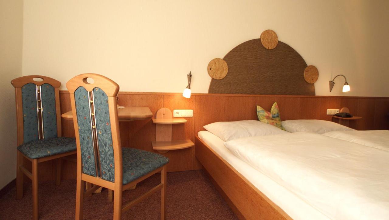 Pension Lachmayr Kaprun Bagian luar foto